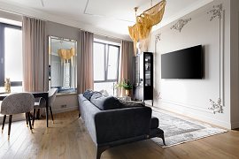  4-      108.6 .  38    Wellton Towers ( ), ,   , 153