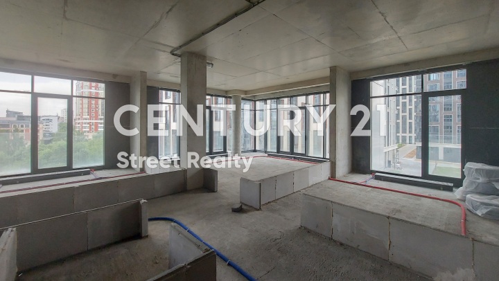  4-     134 .  4    West Garden ( ), ,   , 391