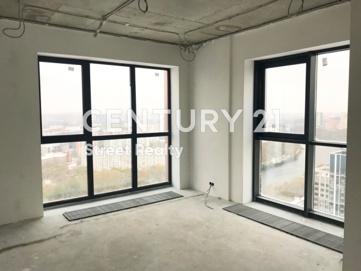  3-     83.5 .  23    Sydney City ( ), ,  , 401